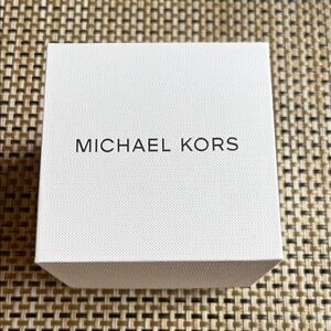 Michael Kors Watch Box